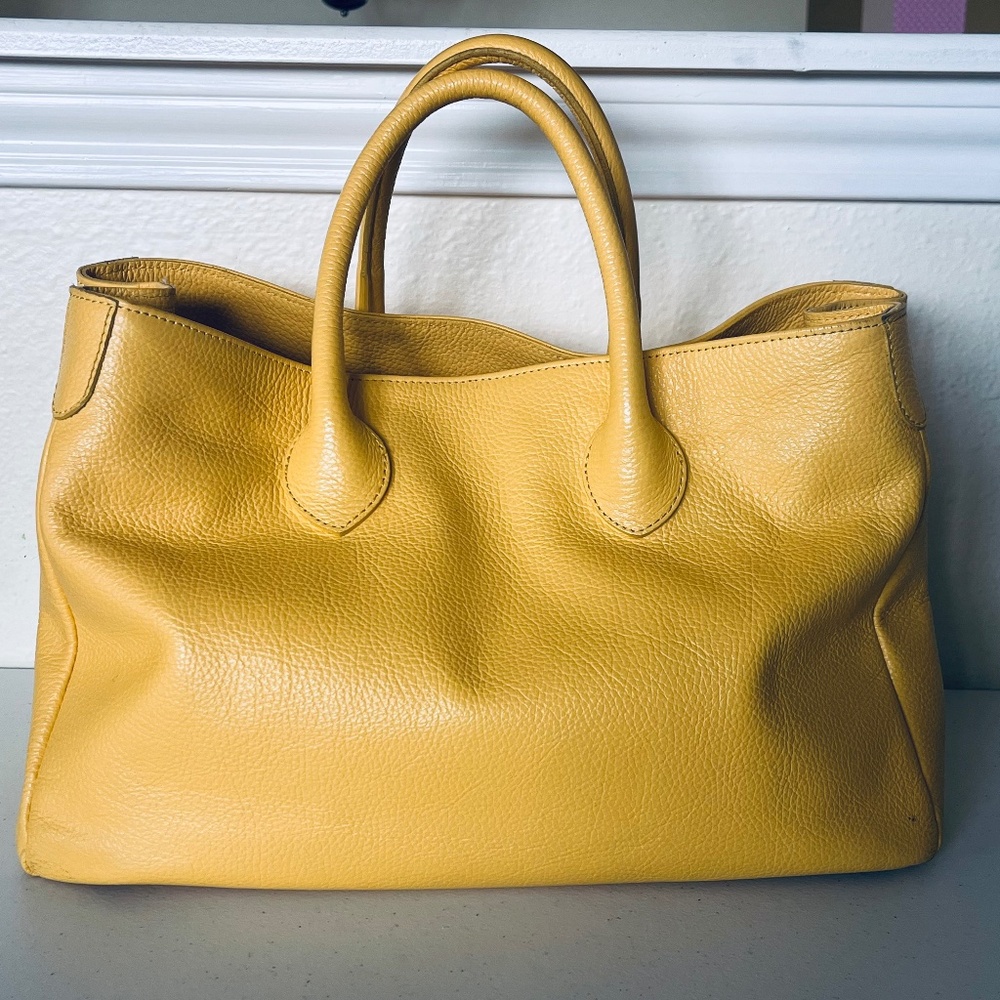 Elisabetta Slouch Leather Handbag